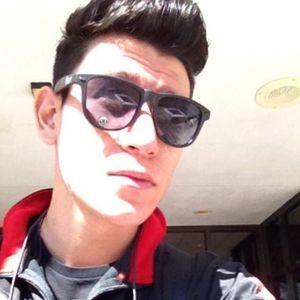 Meet your Posher, Alex